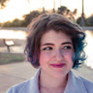 Meet your Posher, Elise